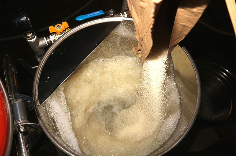 剥離と隔離を同時に行うジェット水流洗米